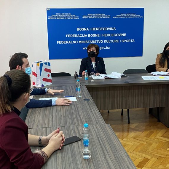 Korak ka snažnijoj suradnji mladih i vlasti