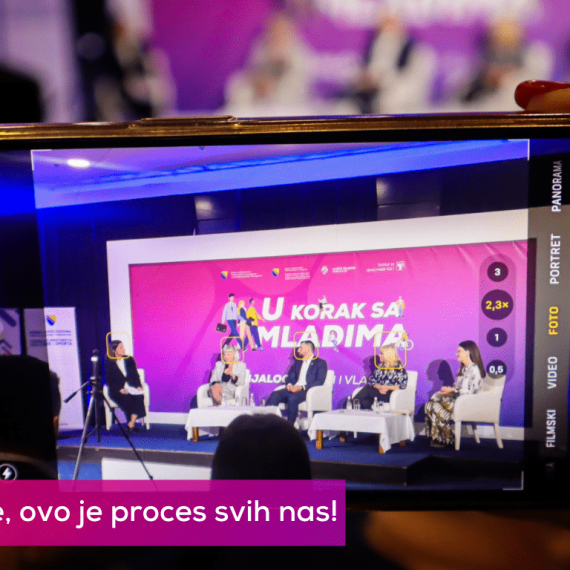 Dragi dnevniče, ovo je proces svih nas!